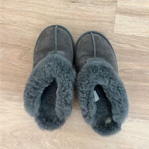 UGG Coquette grey slippers